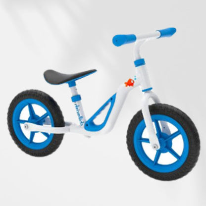 Chillafish Charlie Bicicleta de Equilibrio Ligero para niños de 2 a 5 años, con asa de Transporte, reposapiés Integrado, Asiento Ajustable